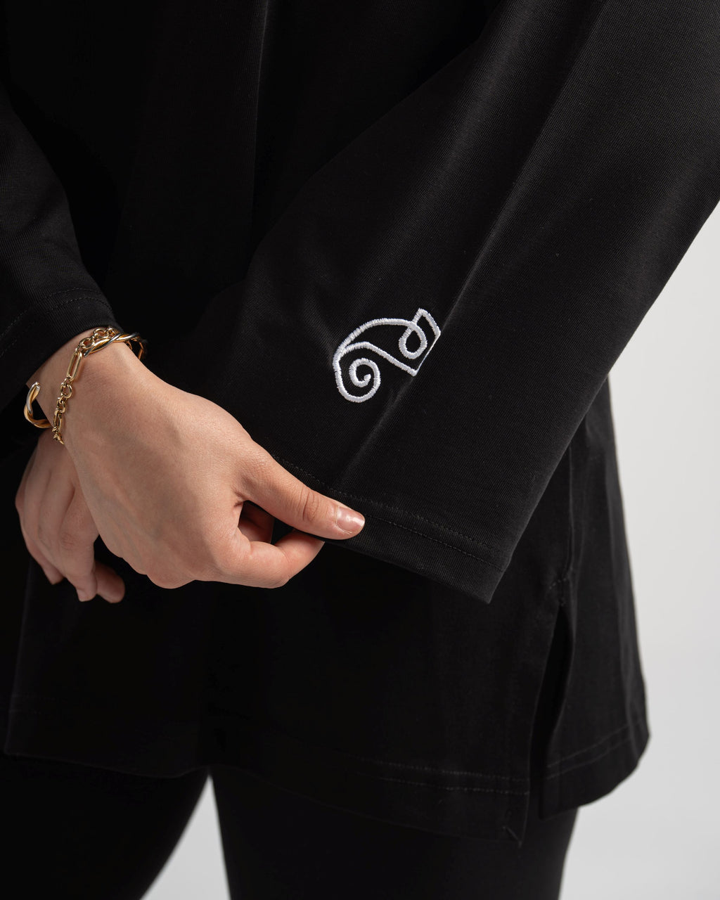 Chill Long Sleeve - Black