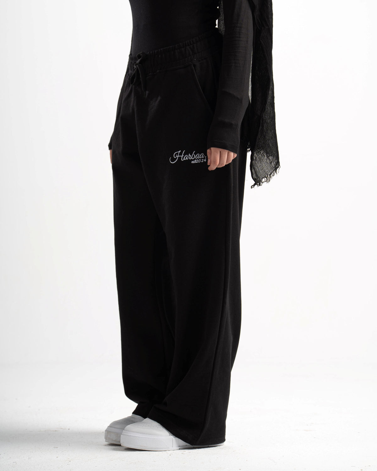 Signature Pants - Black