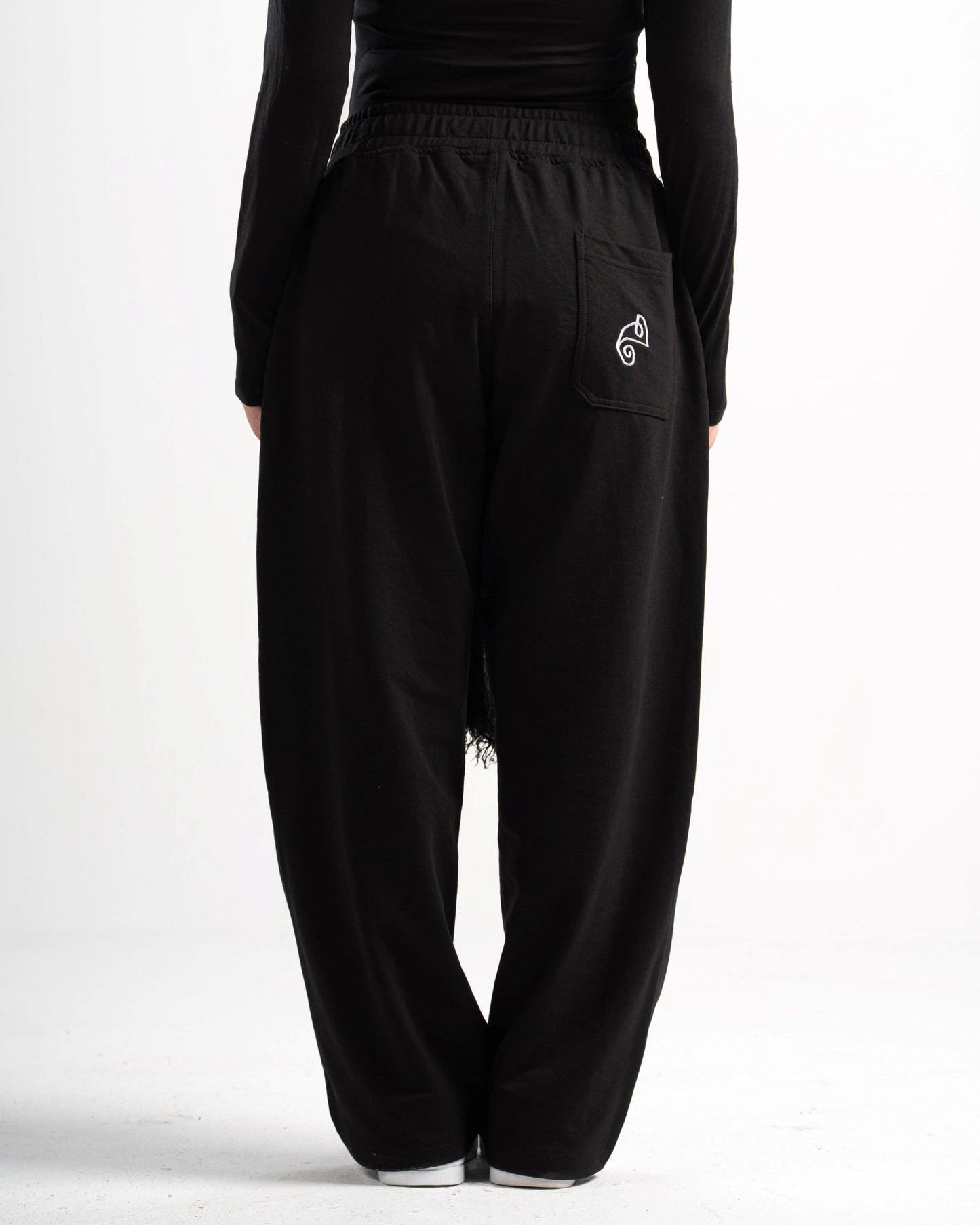 Signature Pants - Black